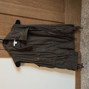 Dark Olive Utility Vest